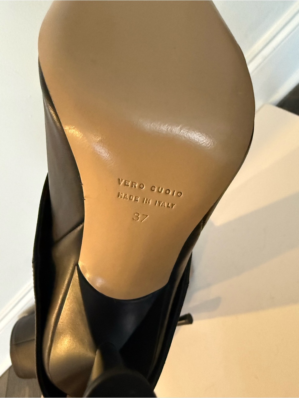 Vero Cuoio Black Over-the-Knee Pointed Stiletto Boots - Picture 8 of 9